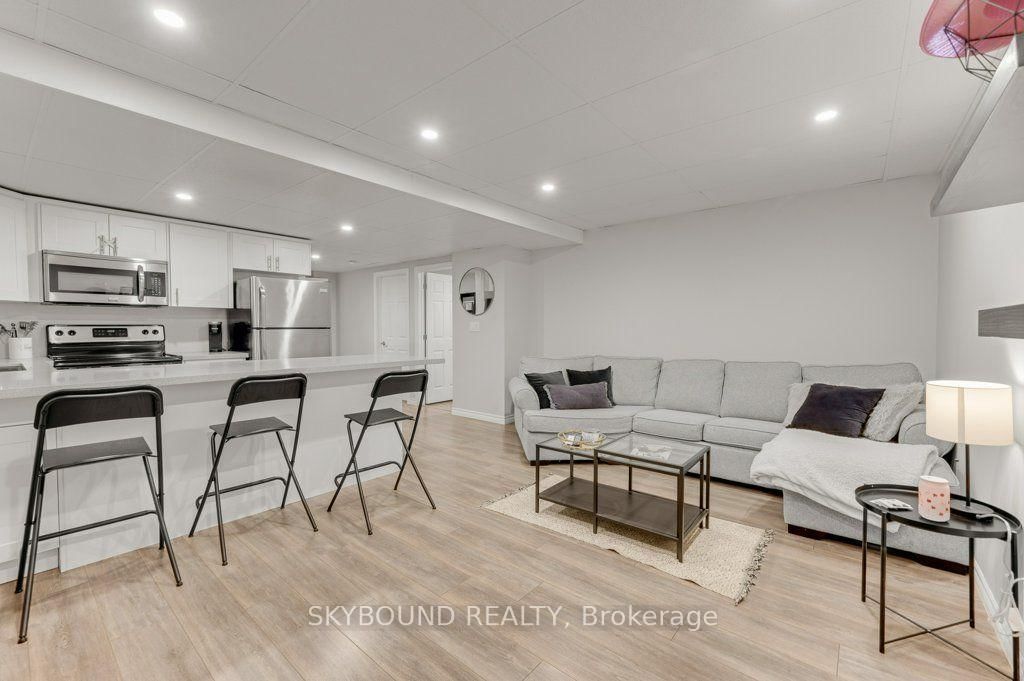 365 Valridge Drive • Hamilton, ON photo 37