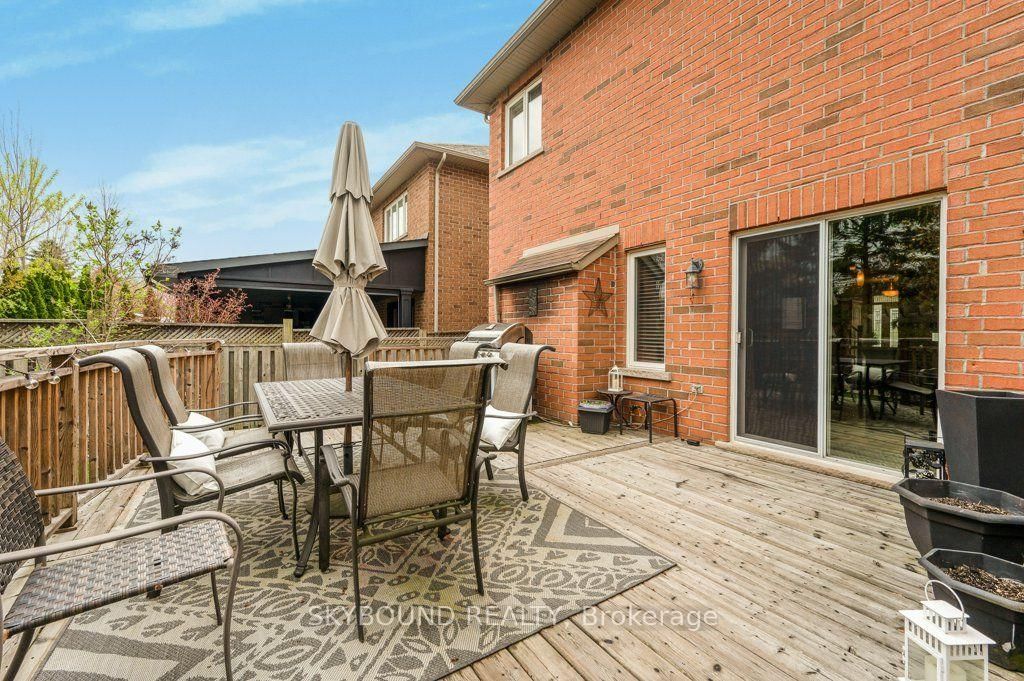 365 Valridge Drive • Hamilton, ON photo 48