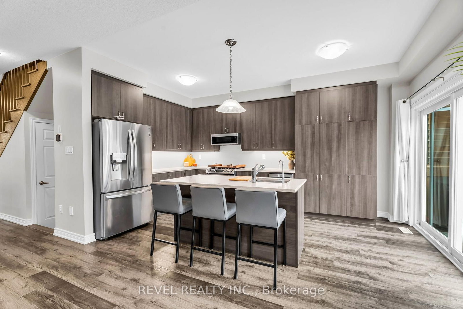 677 Mcmullen Street • Shelburne, ON photo 11