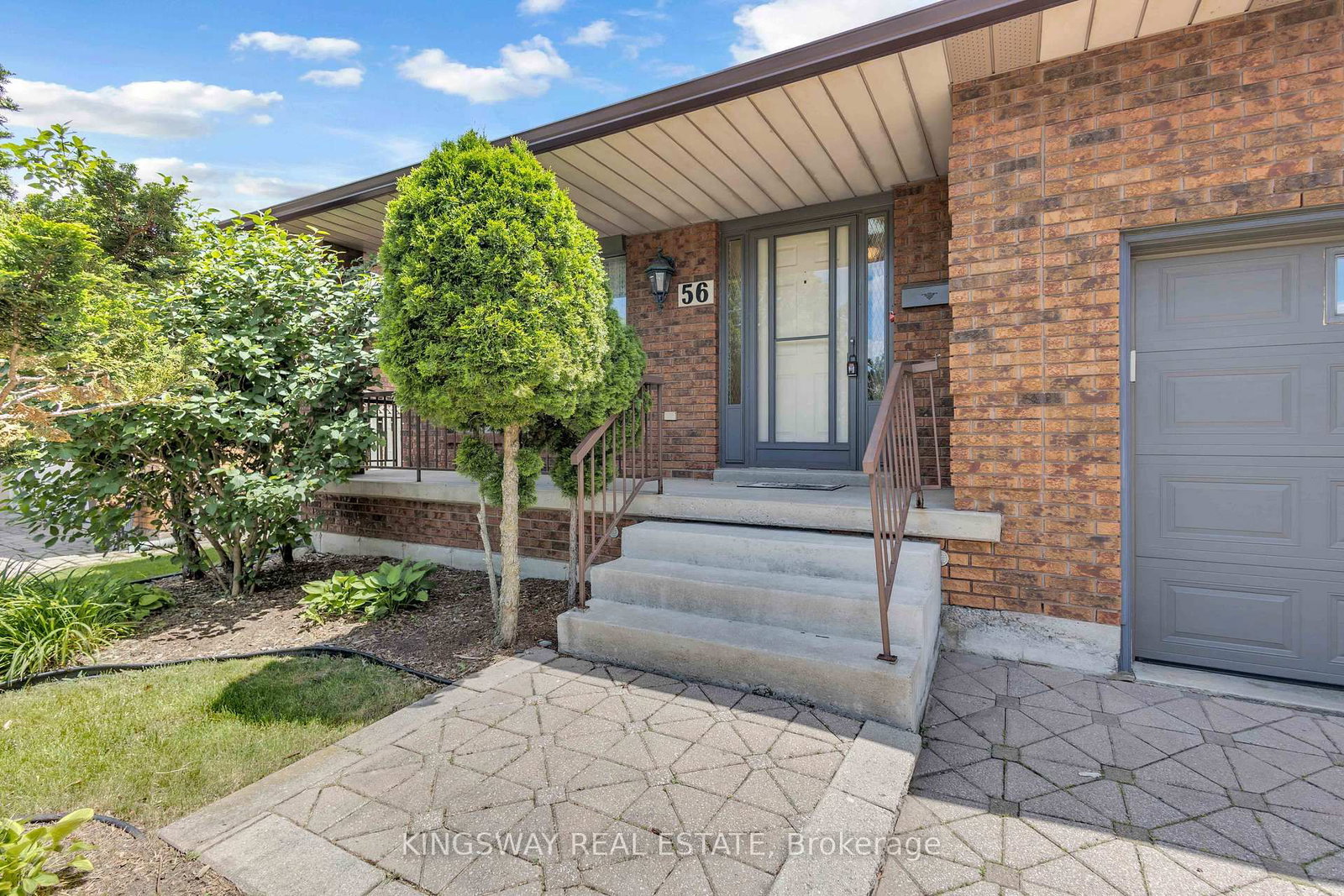 56 Ben Tirran Crescent • Hamilton, ON photo 4