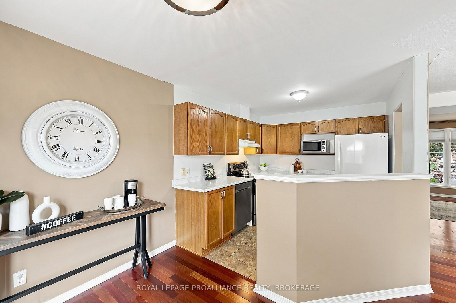562 Quail Court • Kingston, ON photo 11