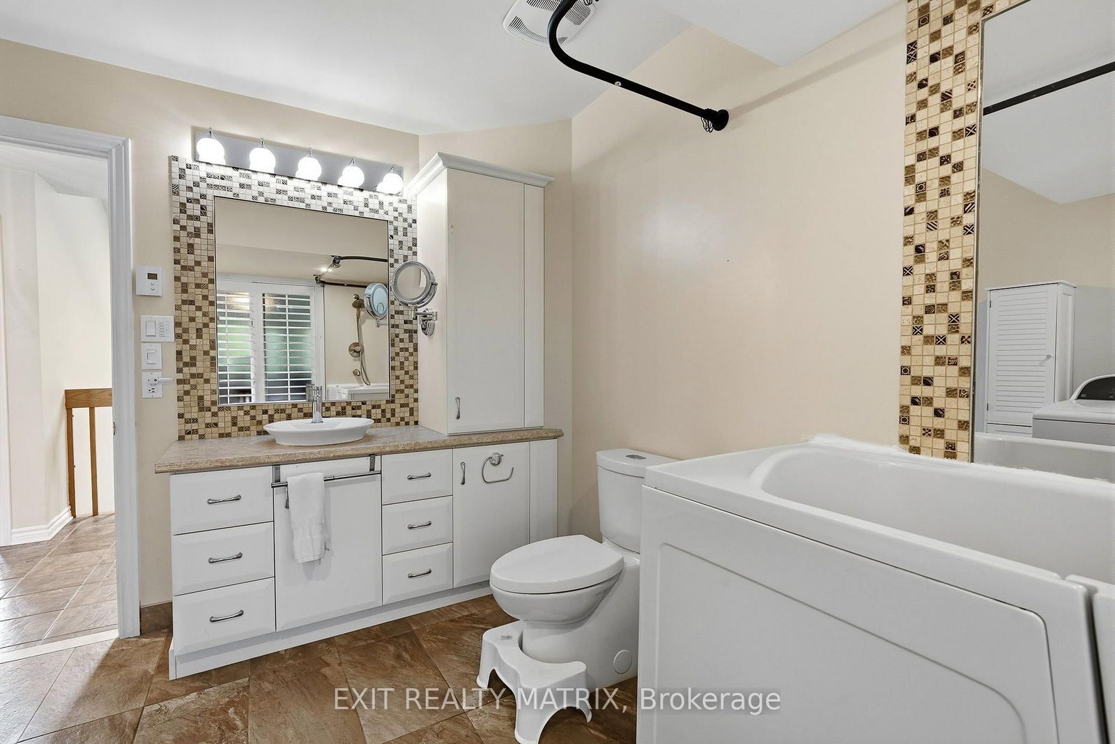 44 Ste Therese Boulevard • Russell, ON photo 21