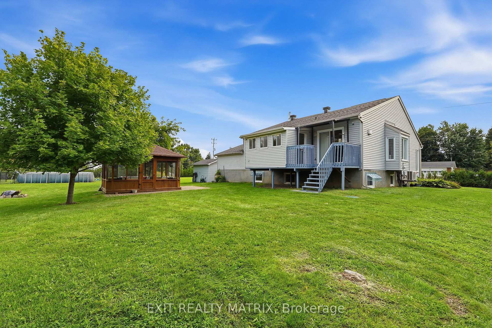 44 Ste Therese Boulevard • Russell, ON photo 37