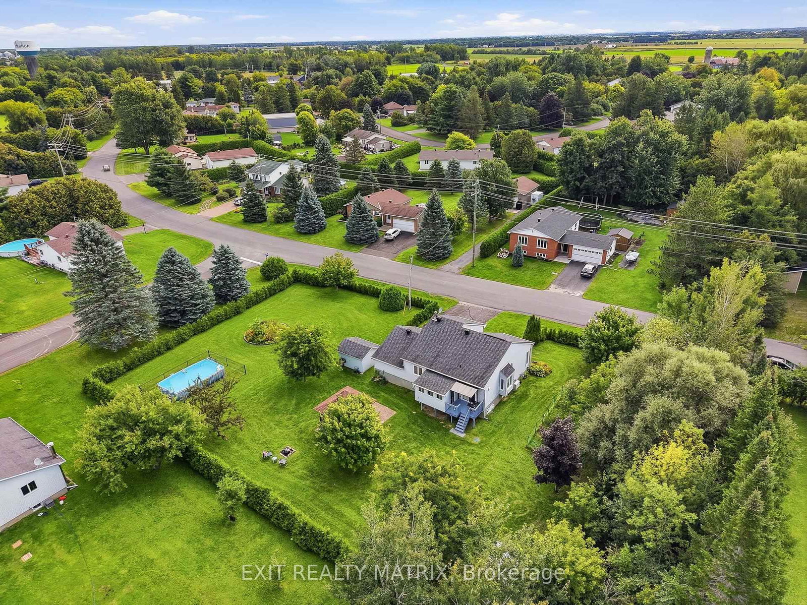 44 Ste Therese Boulevard • Russell, ON photo 44