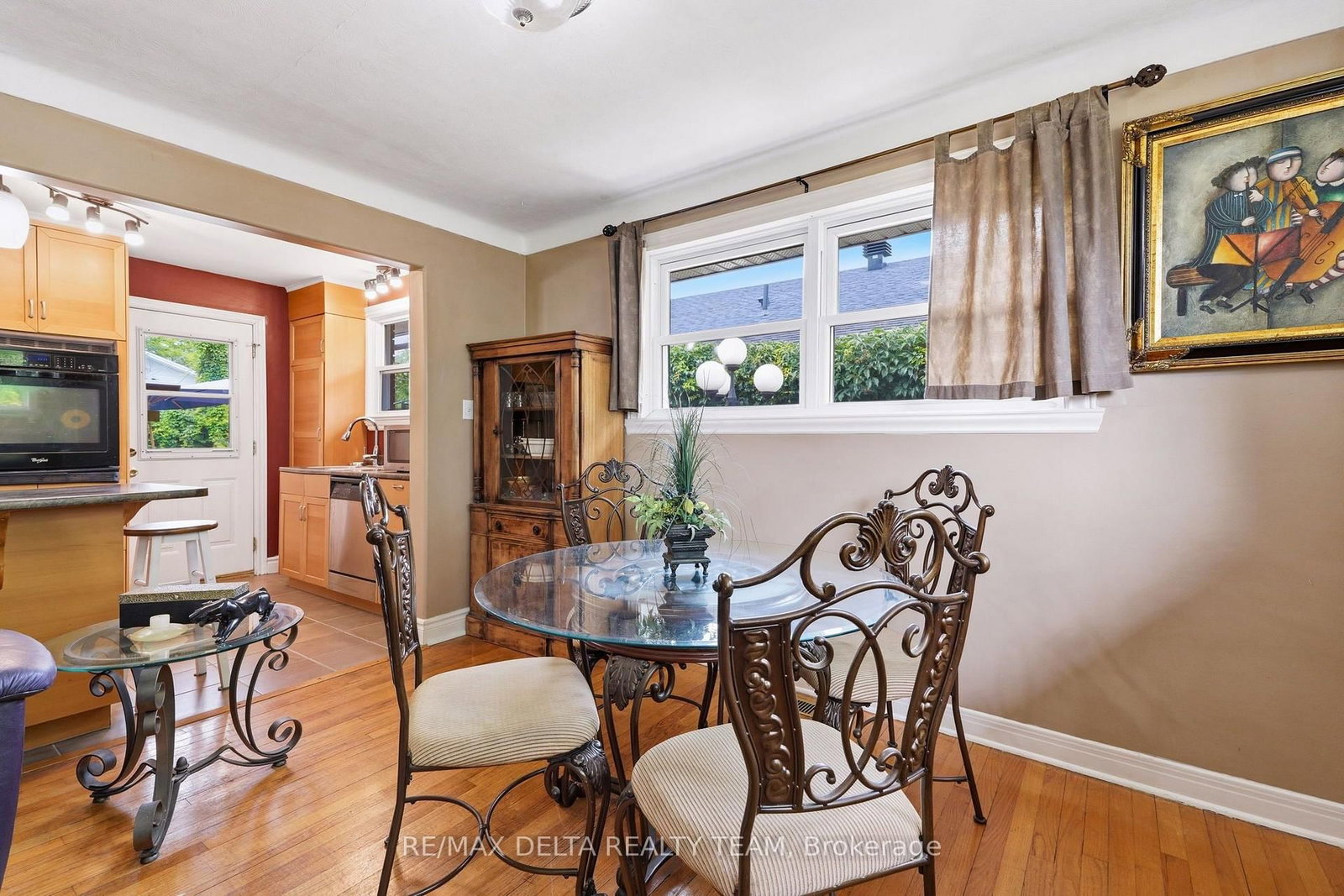 2162 Rushton Road • Ottawa, ON photo 11