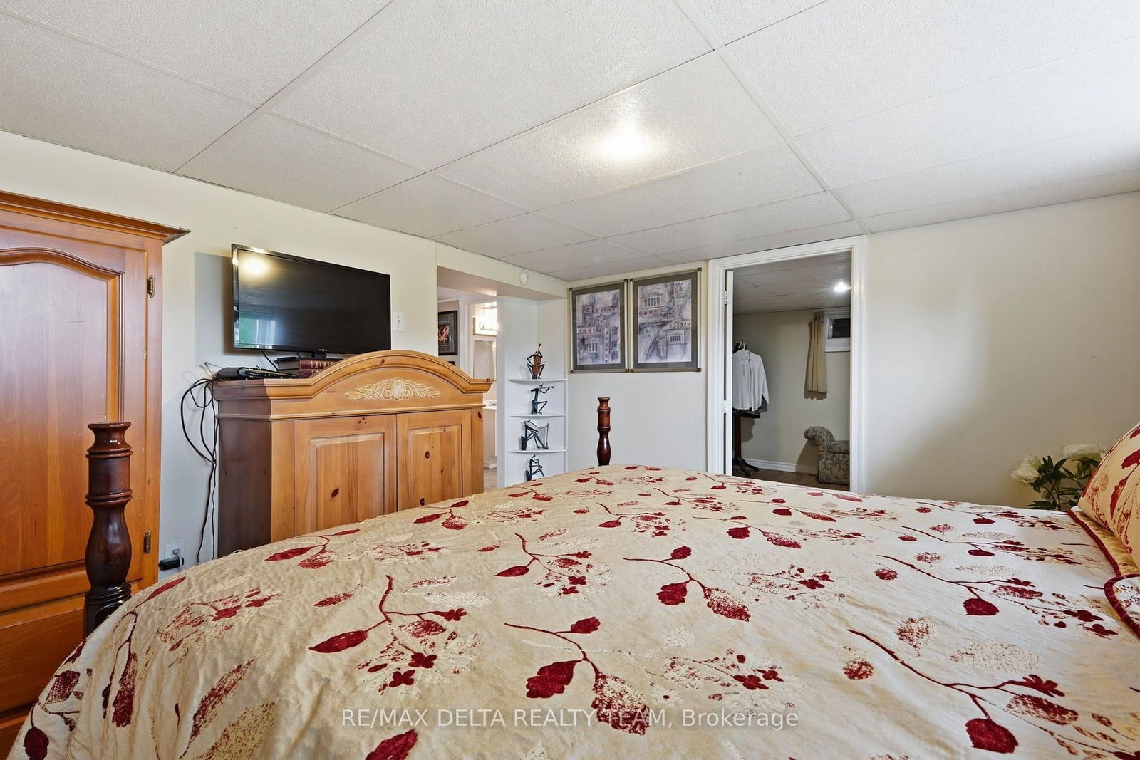 2162 Rushton Road • Ottawa, ON photo 18