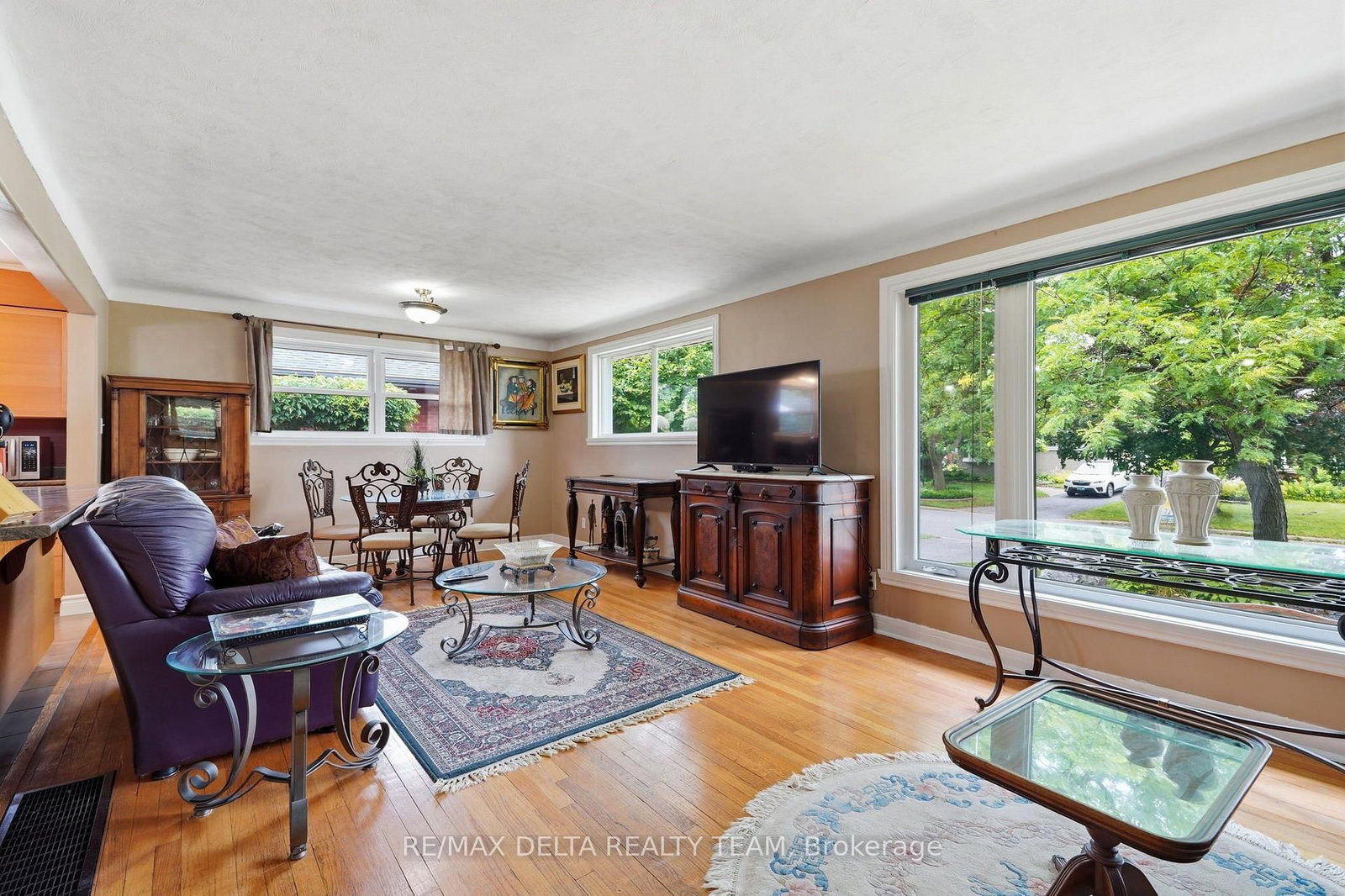 2162 Rushton Road • Ottawa, ON photo 9