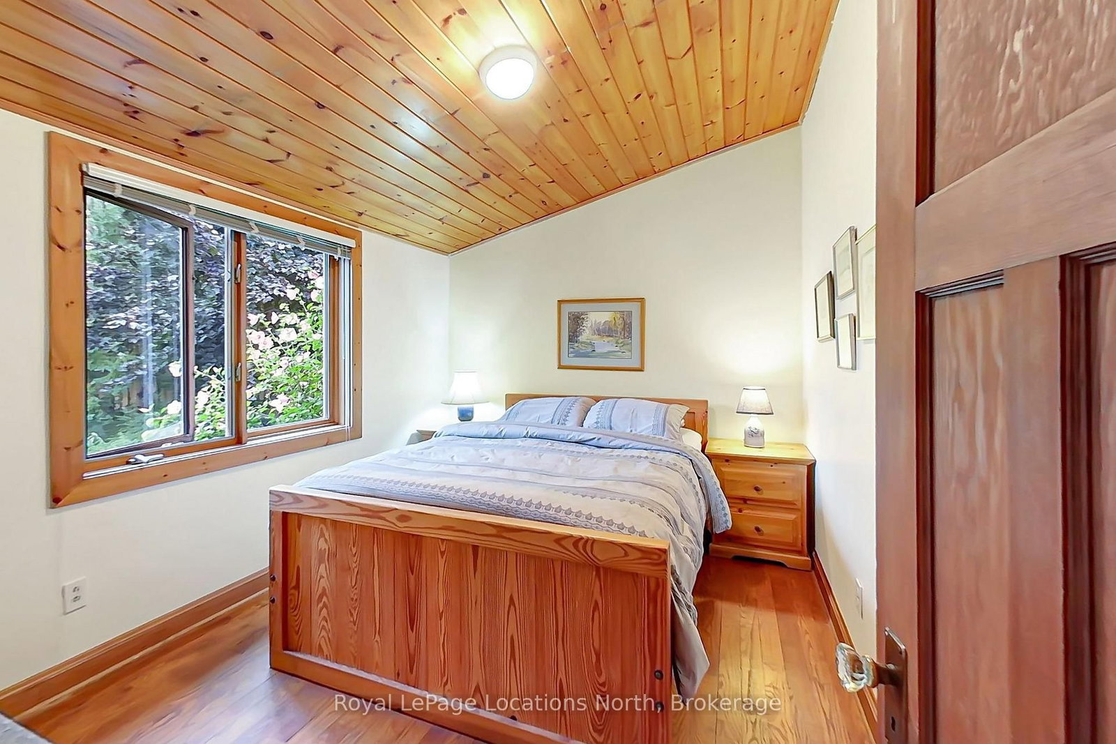 417057 Tenth Line • Blue Mountains, ON photo 16