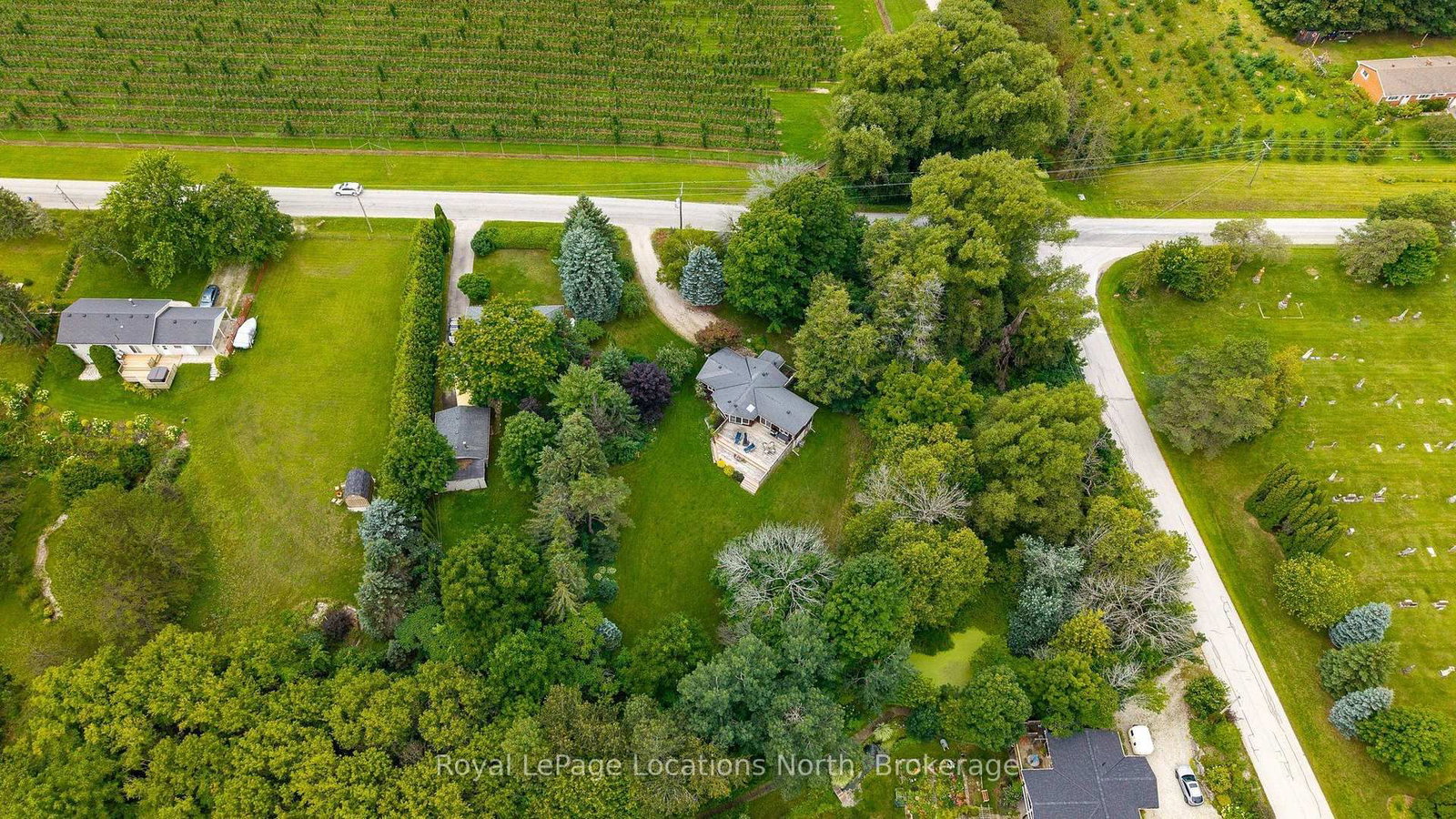 417057 Tenth Line • Blue Mountains, ON photo 32