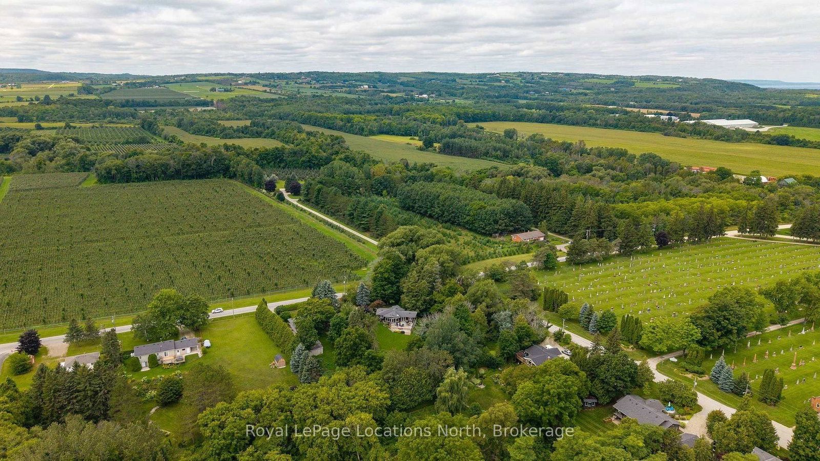 417057 Tenth Line • Blue Mountains, ON photo 33