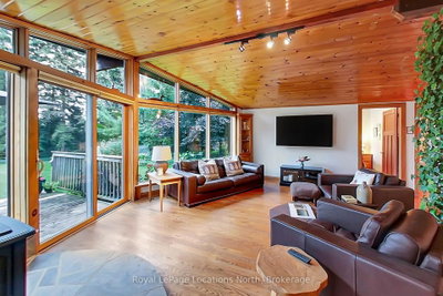 417057 Tenth Line • Blue Mountains, ON photo 6