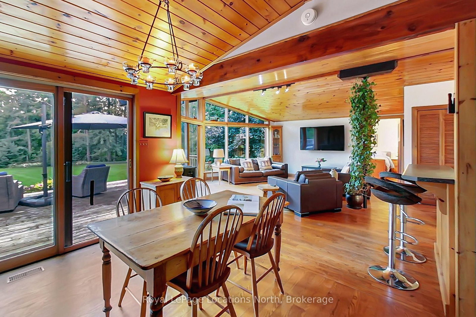 417057 Tenth Line • Blue Mountains, ON photo 9