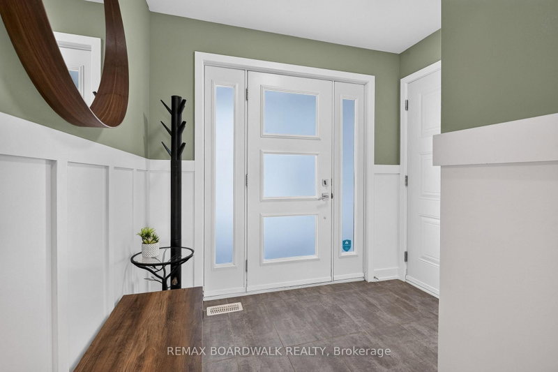 112 Argile St photo 4