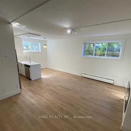 201 - 894 Adelaide Street N, London East 2