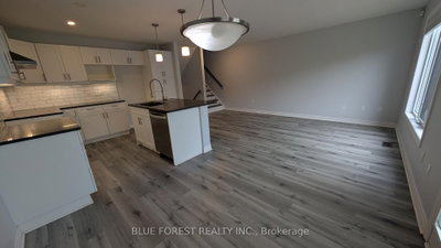 3400 Castle Rock Place • #104 • London South, ON photo 9