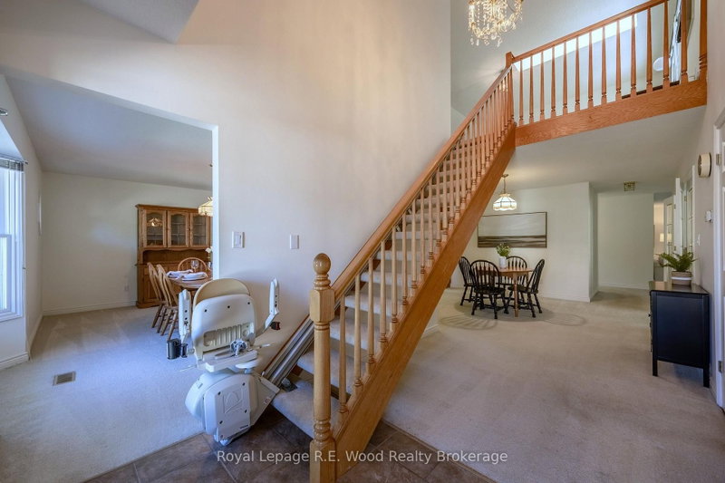 7 Seres Drive