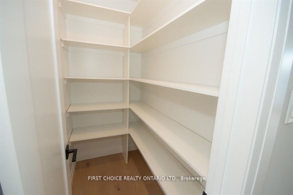 296 Riverdale Avenue • Ottawa, ON photo 12