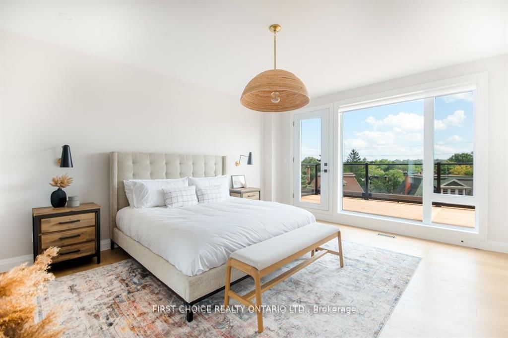 296 Riverdale Avenue • Ottawa, ON photo 18