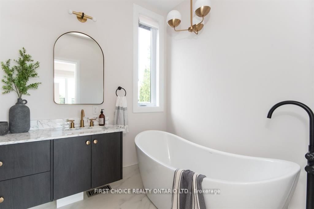296 Riverdale Avenue • Ottawa, ON photo 26