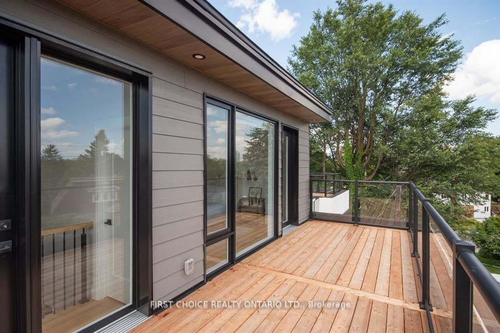 296 Riverdale Avenue • Ottawa, ON photo 29