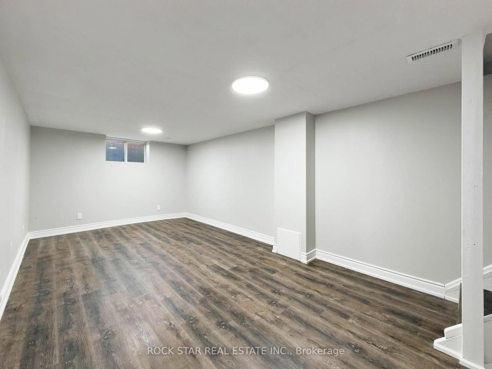 14 Kirkland Avenue • Hamilton, ON photo 37