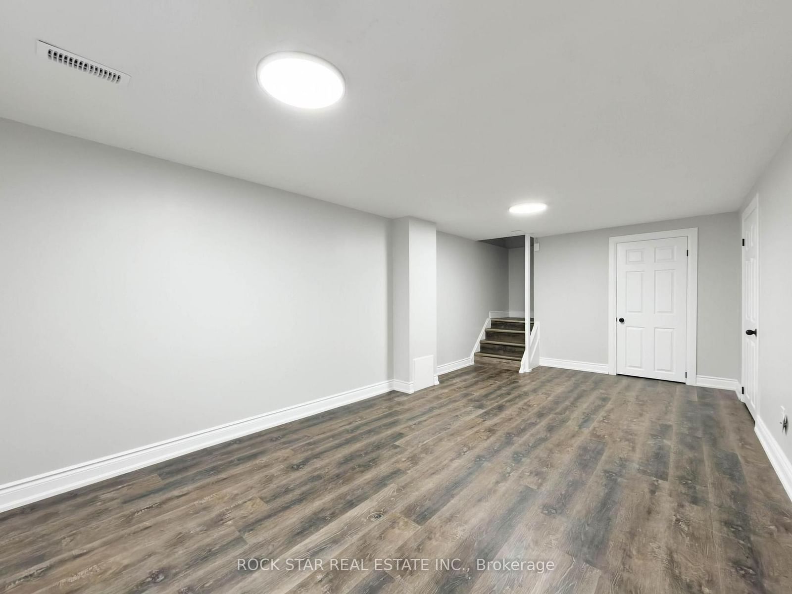 14 Kirkland Avenue • Hamilton, ON photo 38