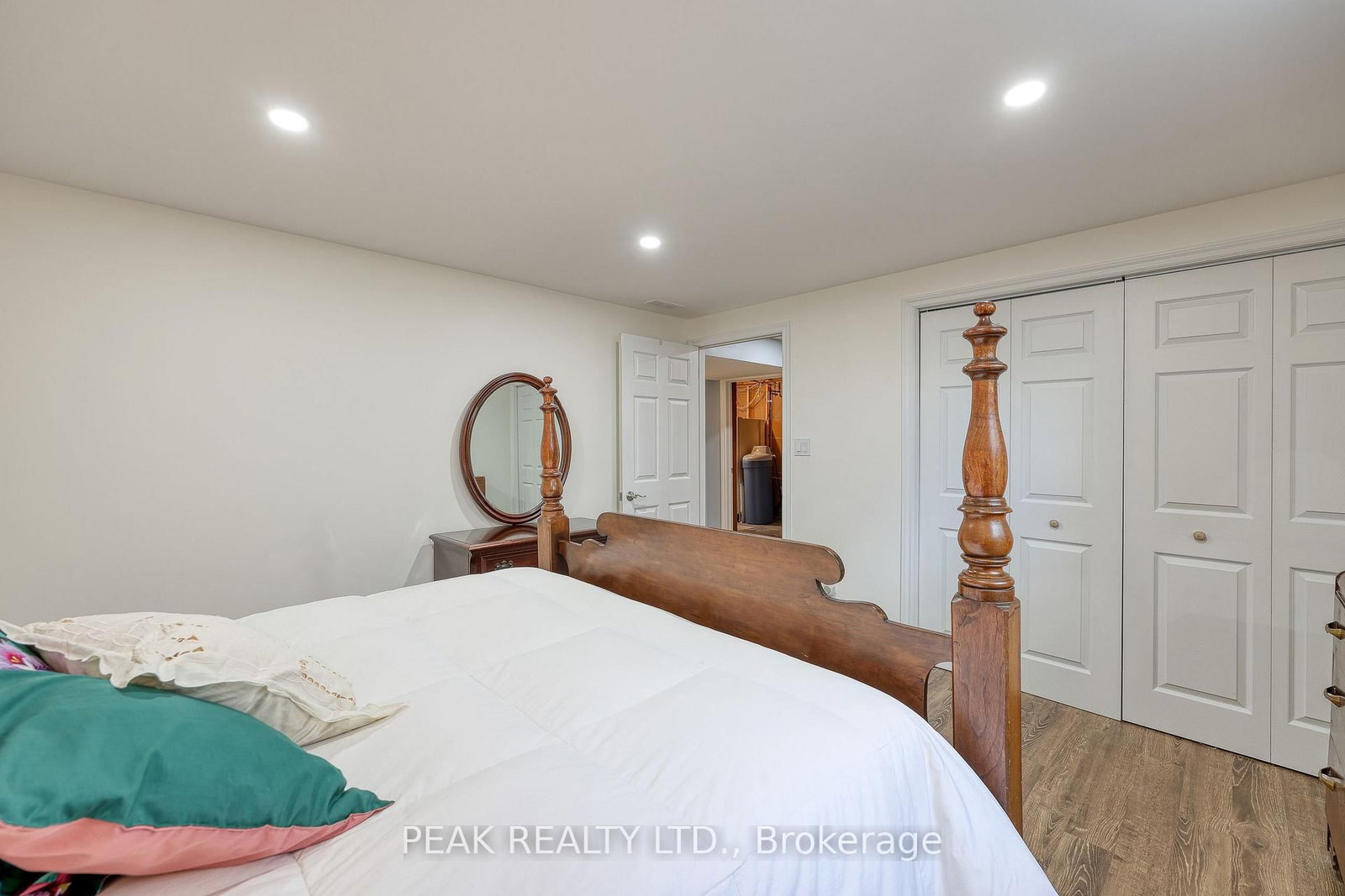 217 North Street E • Tillsonburg, ON photo 33
