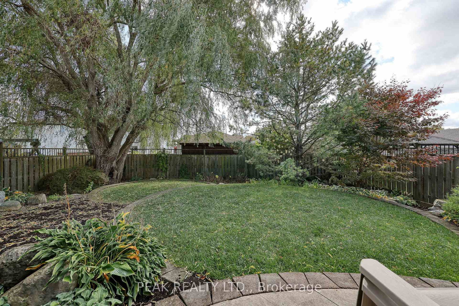 217 North Street E • Tillsonburg, ON photo 8