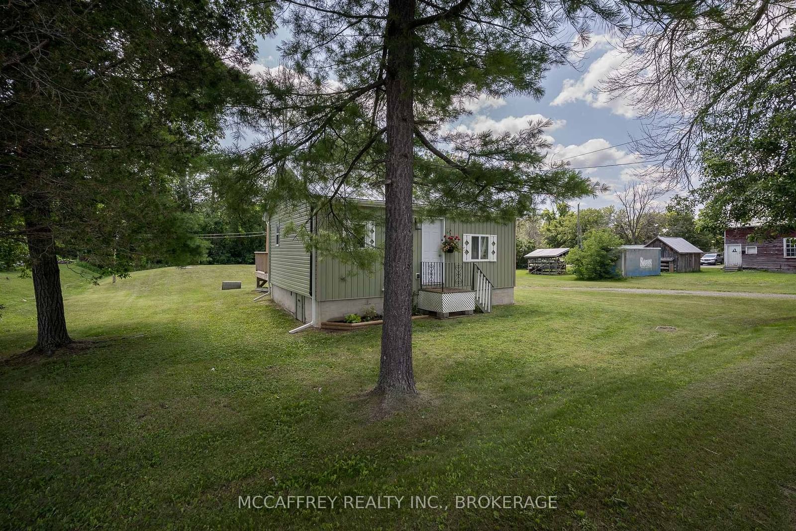 2956 County Road 14 • Kaladar, ON photo 46