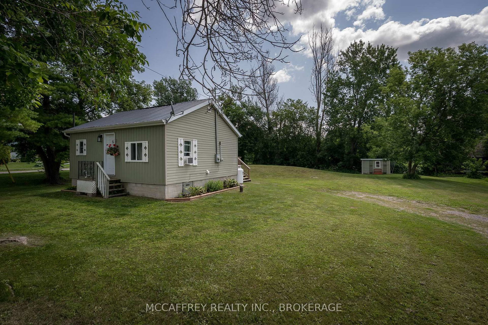2956 County Road 14 • Kaladar, ON photo 47