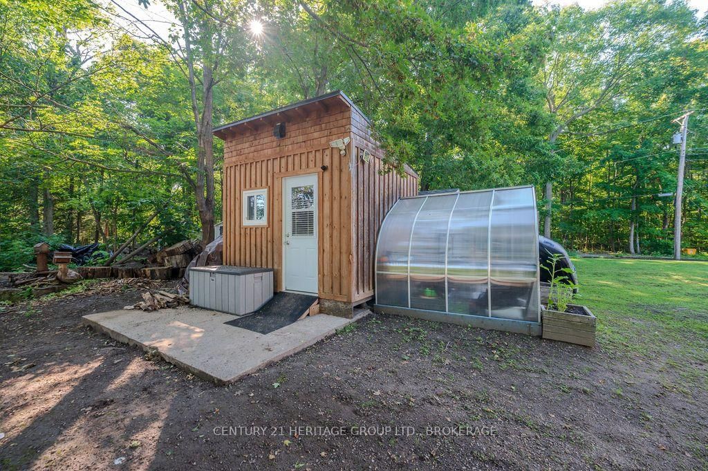 1127 Perry Lane • Sydenham, ON photo 20