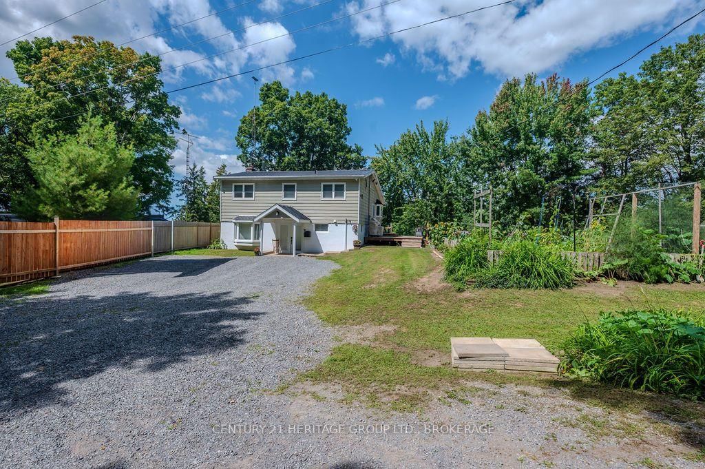 1127 Perry Lane • Sydenham, ON photo 26