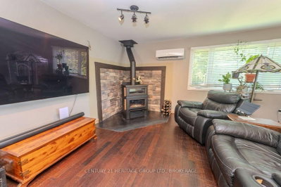 1127 Perry Lane • Sydenham, ON photo 9