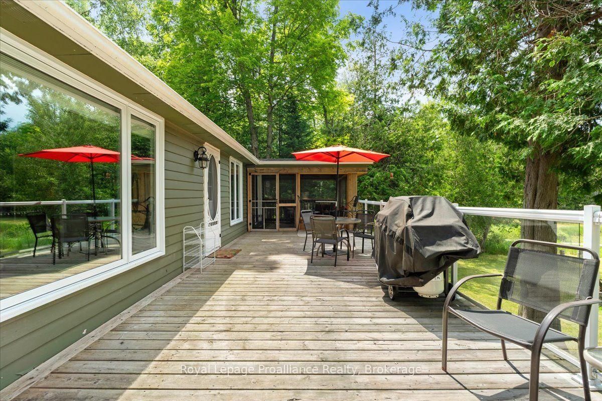 17 Halcomb Lane • Coe Hill, ON photo 10