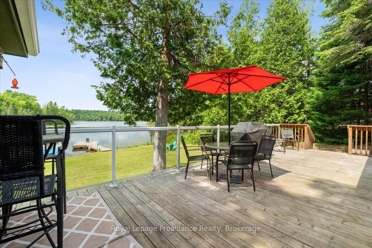 17 Halcomb Lane • Coe Hill, ON photo 11