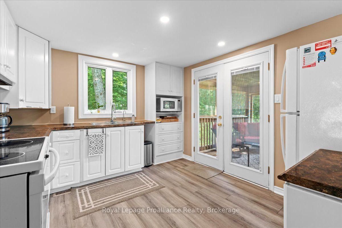 17 Halcomb Lane • Coe Hill, ON photo 16