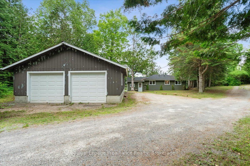 17 Halcomb Lane