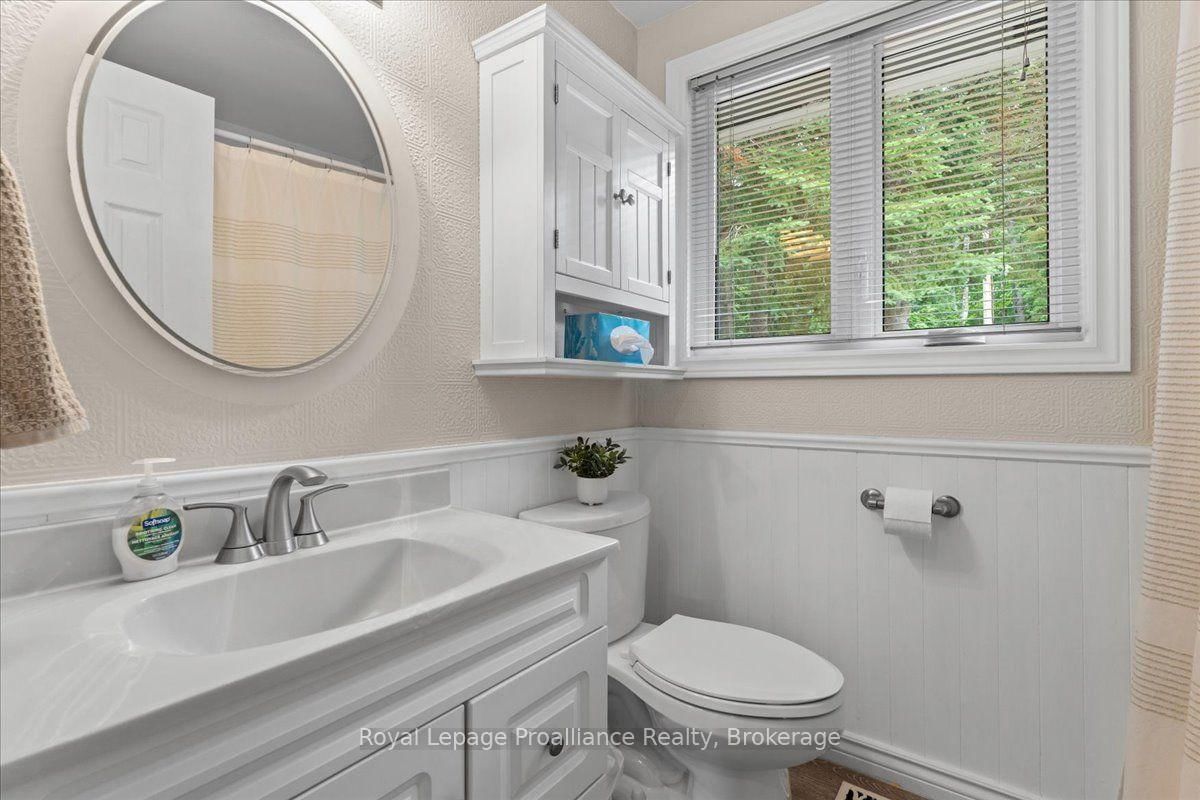 17 Halcomb Lane • Coe Hill, ON photo 31