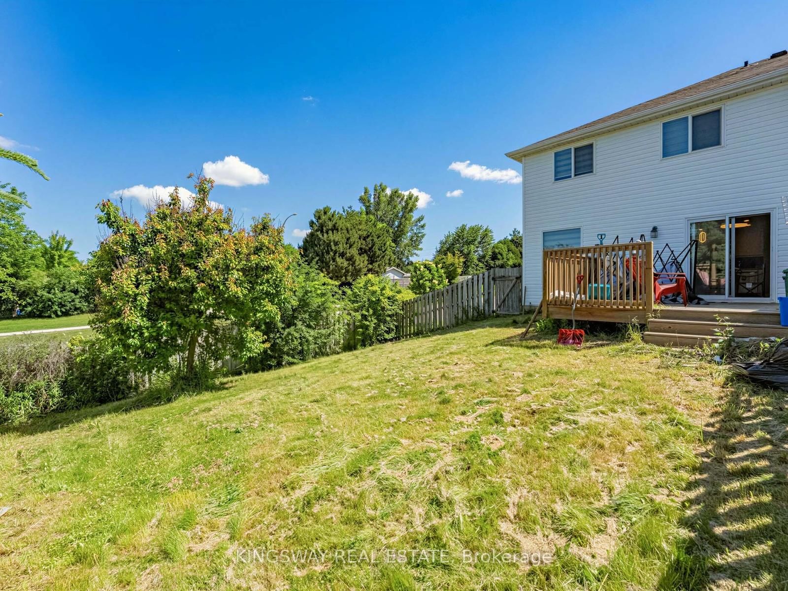 1 Highbrook Street N • Kitchener, ON photo 30