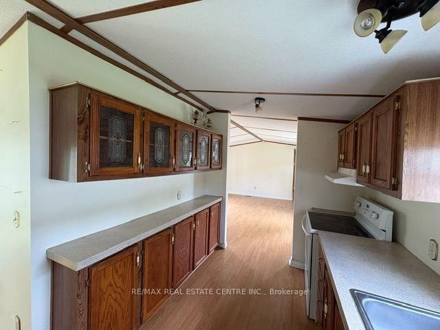 40 Maple Grove Village Road • Southgate, ON photo 16