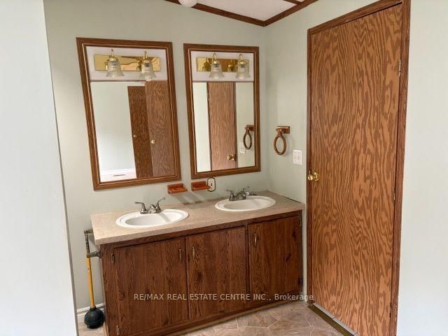 40 Maple Grove Village Road • Southgate, ON photo 22