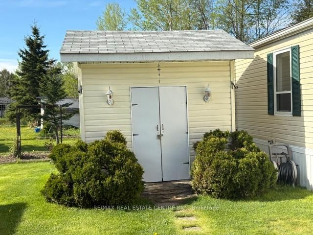 40 Maple Grove Village Road • Southgate, ON photo 31