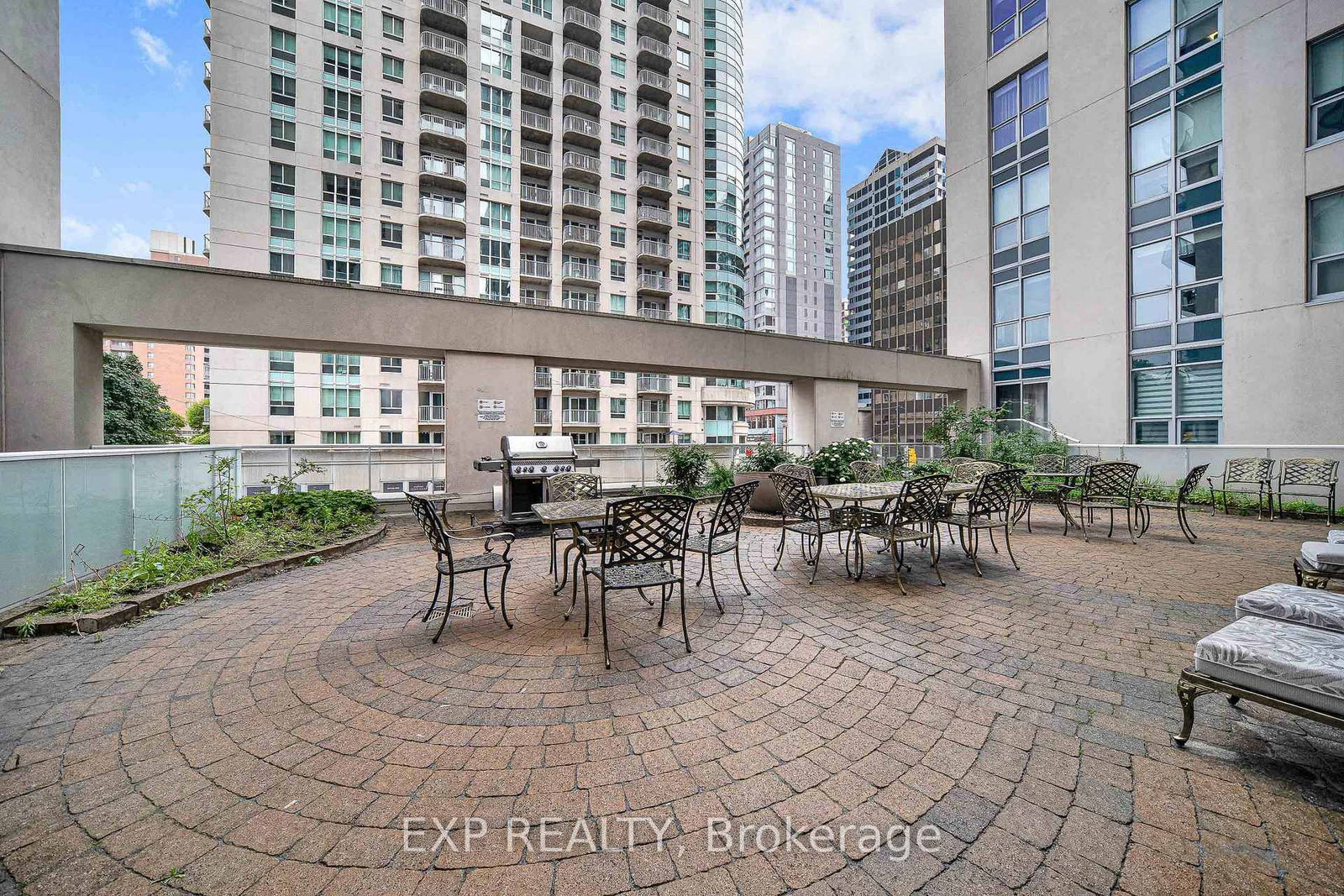 242 Rideau Street • #1906 • Ottawa, ON photo 30