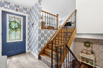 72 Crestlynn Crescent • Norfolk, ON photo 4