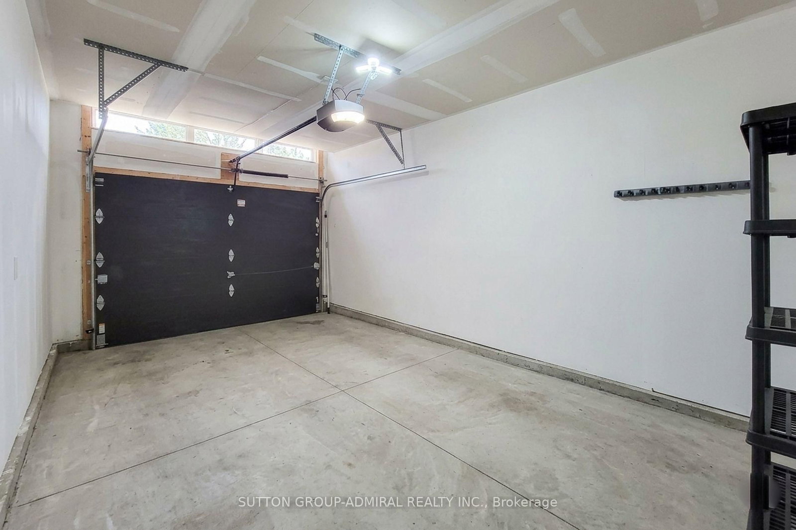 4002 Crown Street • Lincoln, ON photo 34