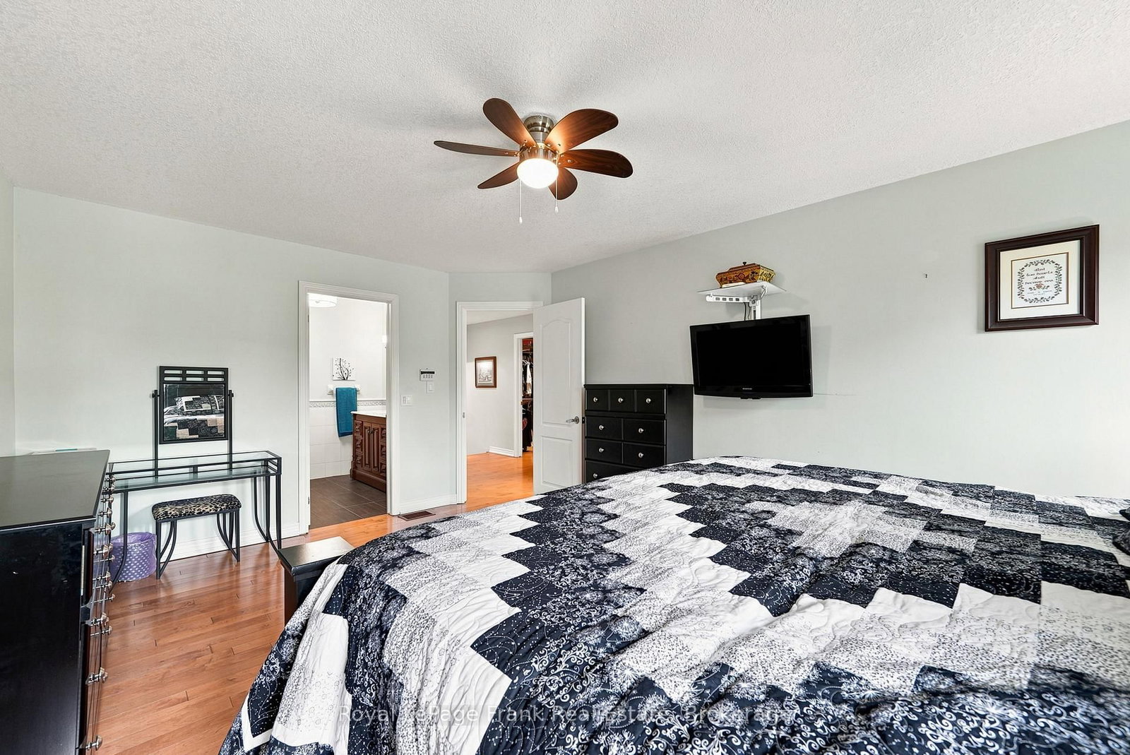 55 King Street • Kawartha Lakes, ON photo 25