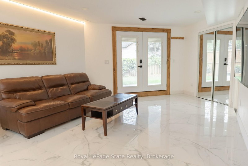 Basement - 57 Rupert Court