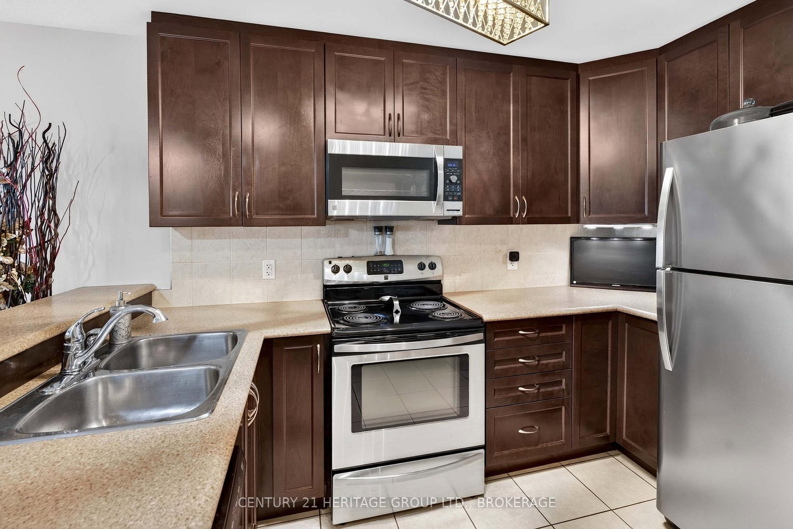 150 Urbancrest Private • #182 • Barrhaven, ON photo 12