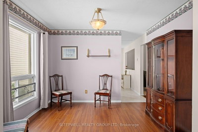 31 Tamblyn Crescent • Kanata, ON photo 8
