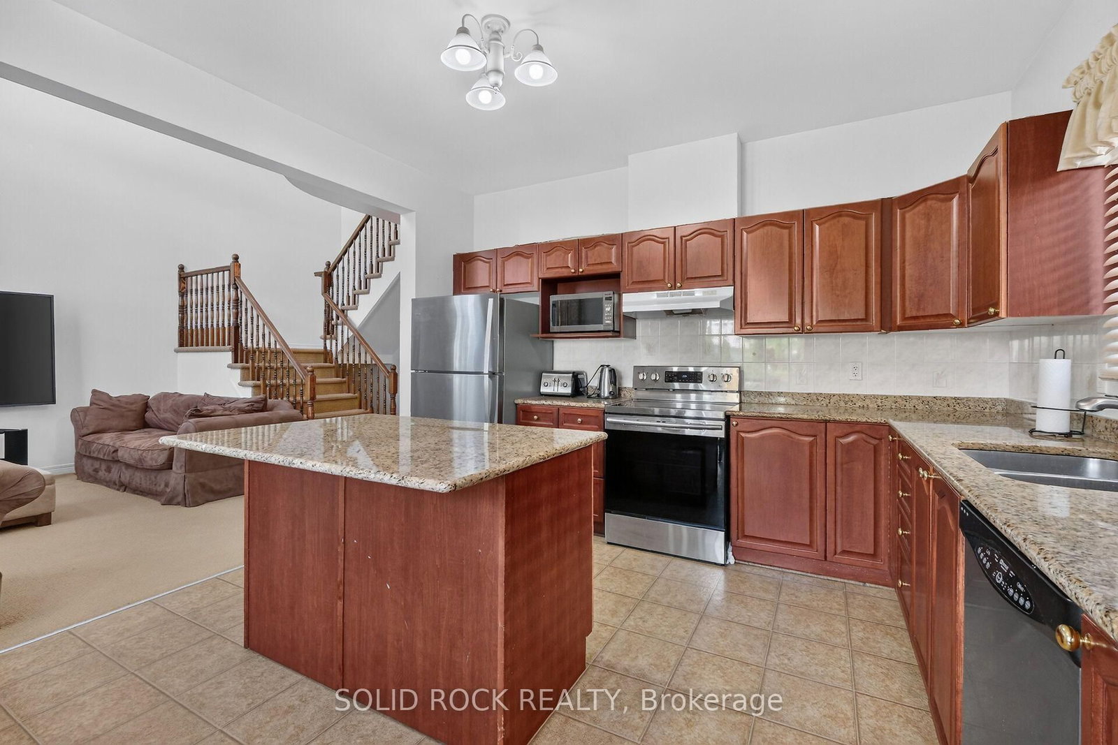 131 Finn Court • Ottawa, ON photo 21
